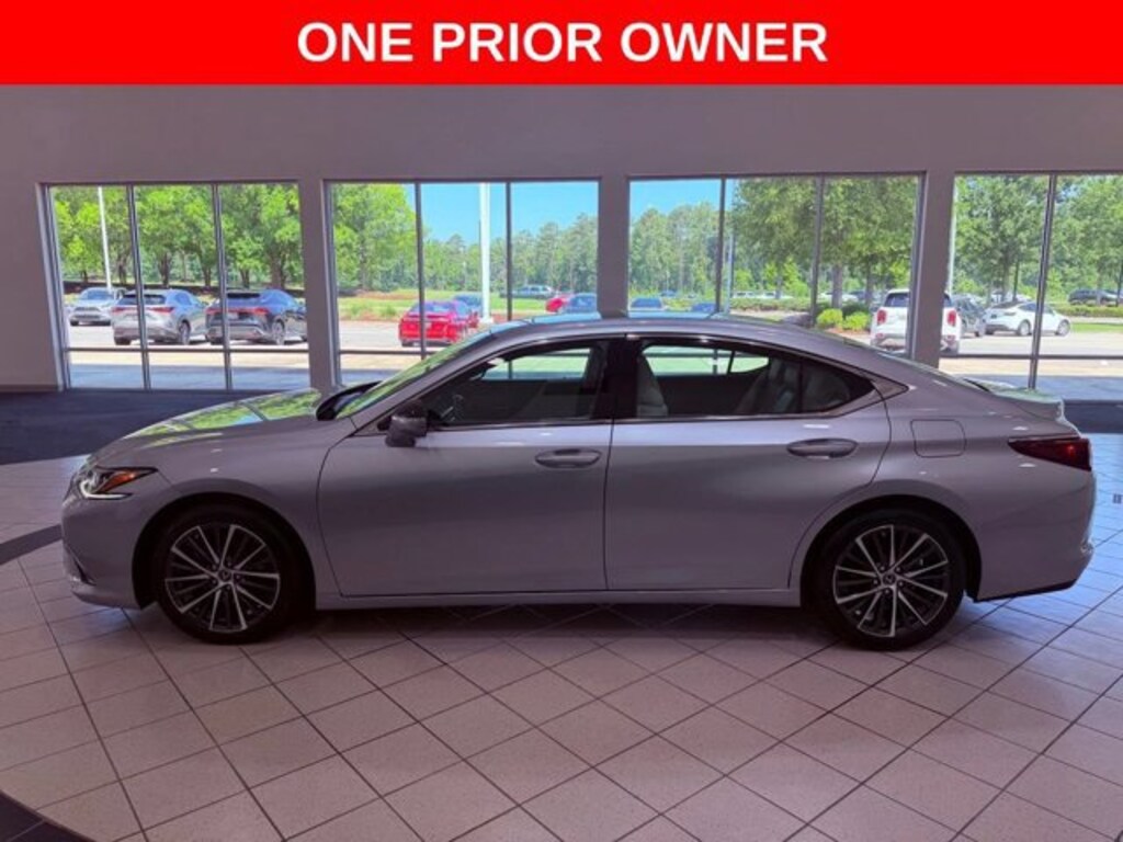 Certified 2023 Lexus ES 350 Sedan