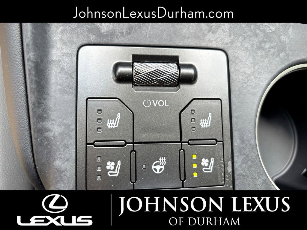 2026 Lexus IS 350 F SPORT - Photo 25