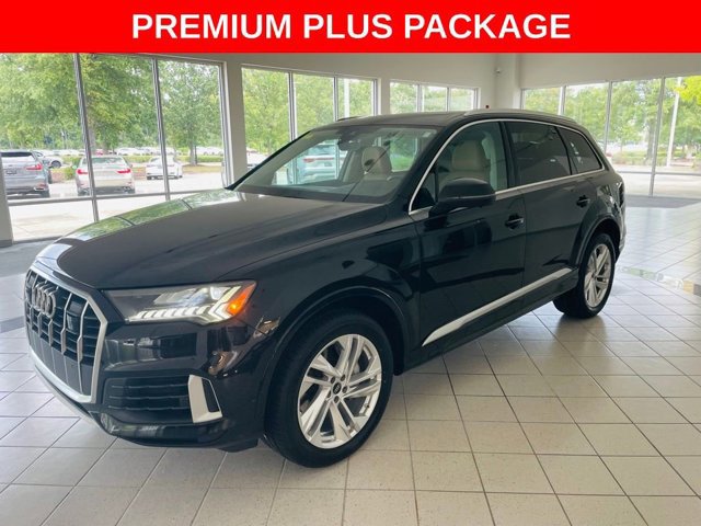 2023 Audi Q7 55 Premium Plus photo 3