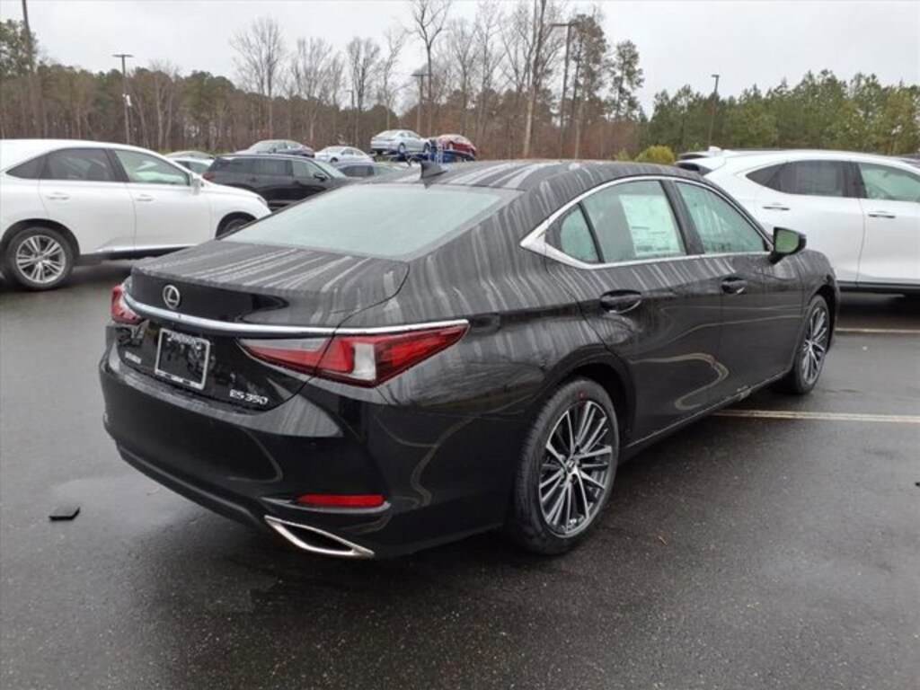 New 2025 Lexus ES 350 4-DOOR SEDAN