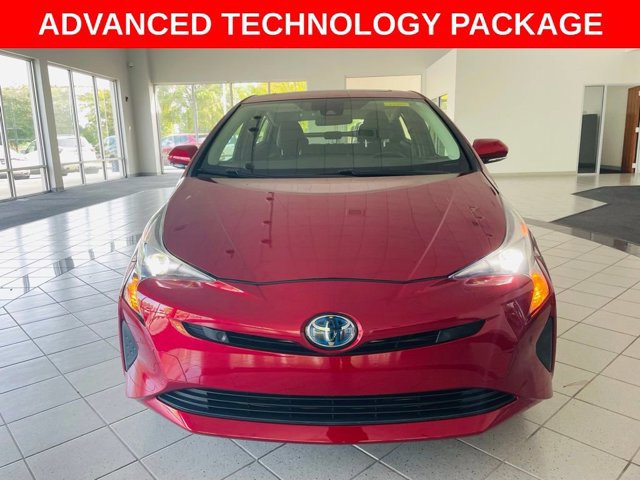 2018 Toyota Prius Four photo 2