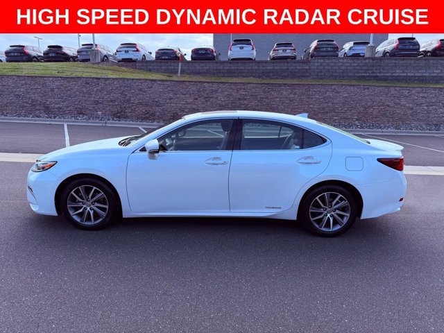 Used 2017 Lexus ES 300h Sedan