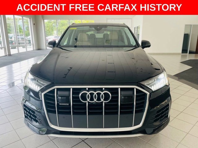 2023 Audi Q7 55 Premium Plus photo 2