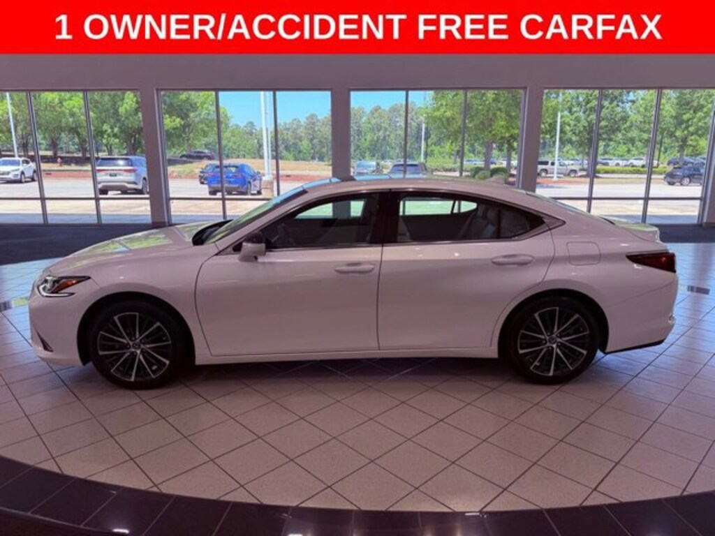 Used 2024 Lexus ES 350 Sedan