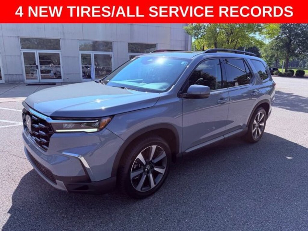 Used 2025 Honda Pilot Touring SUV