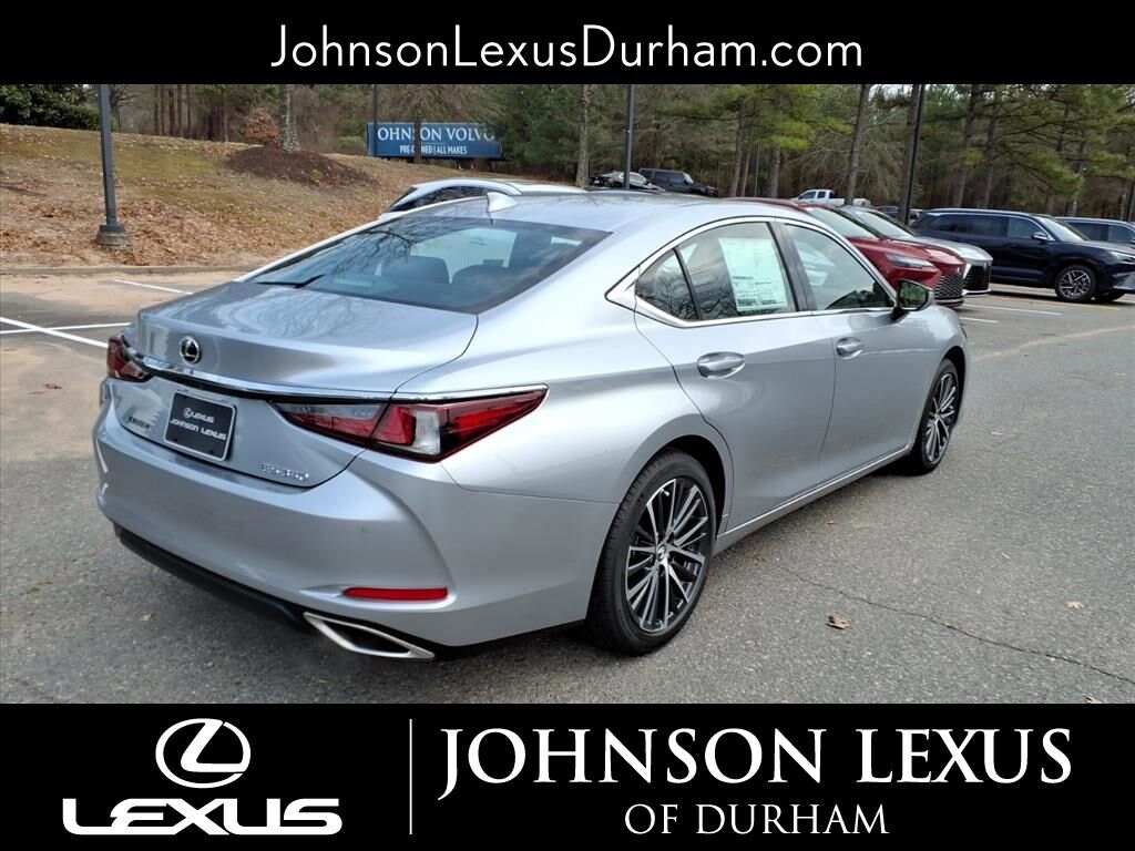 New 2025 Lexus ES 350 4-DOOR SEDAN