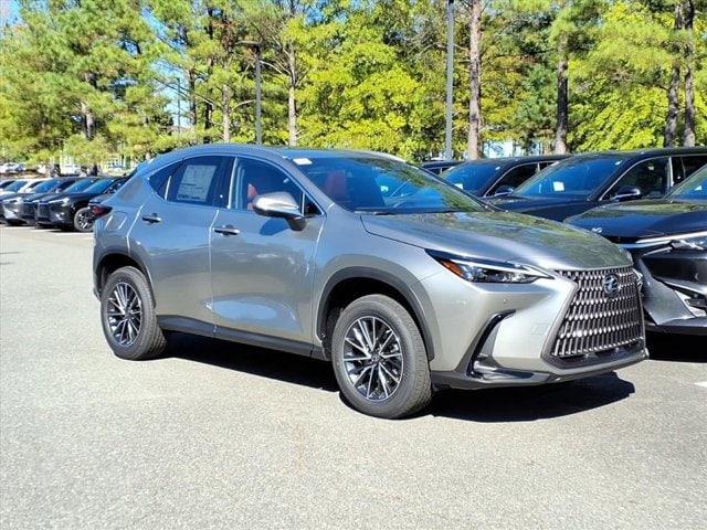 2026 Lexus NX PHEV 450h+'s photo