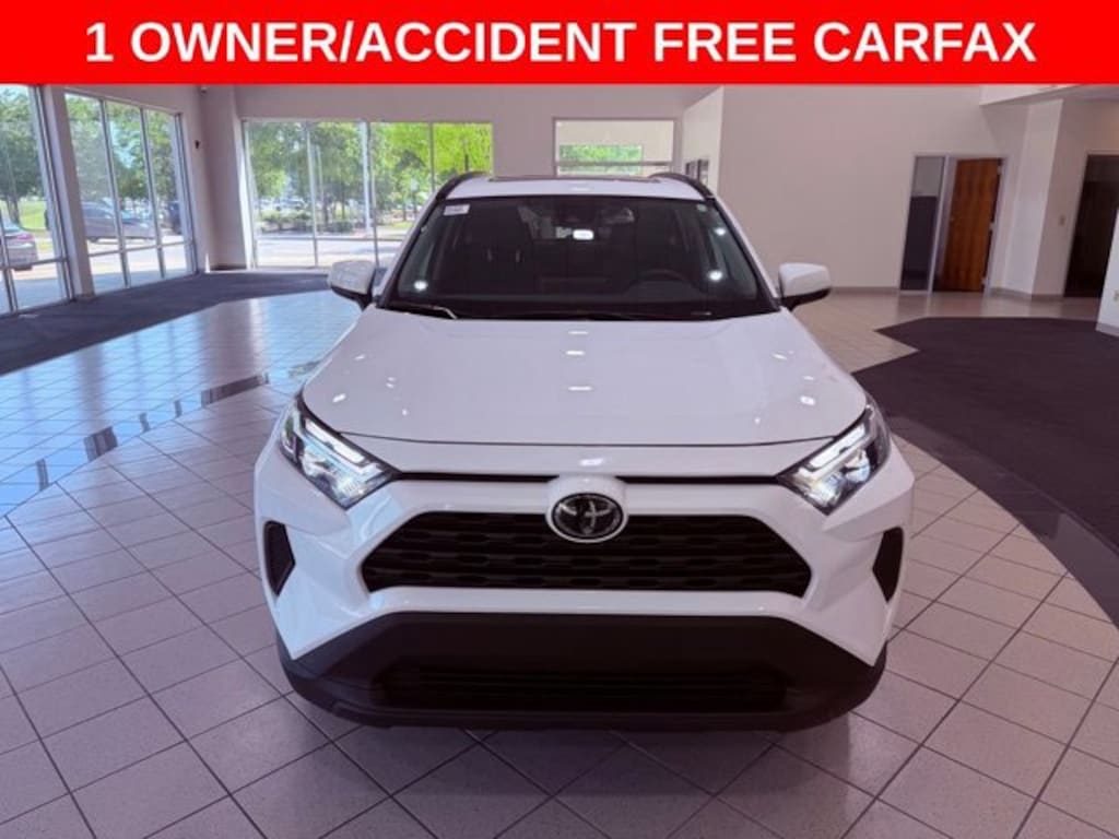 Used 2025 Toyota RAV4 Hybrid XLE SUV