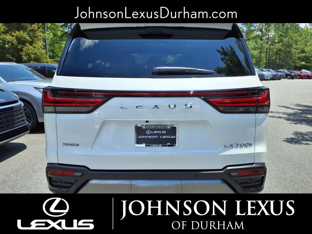 2025 Lexus LX 700h Overtrail