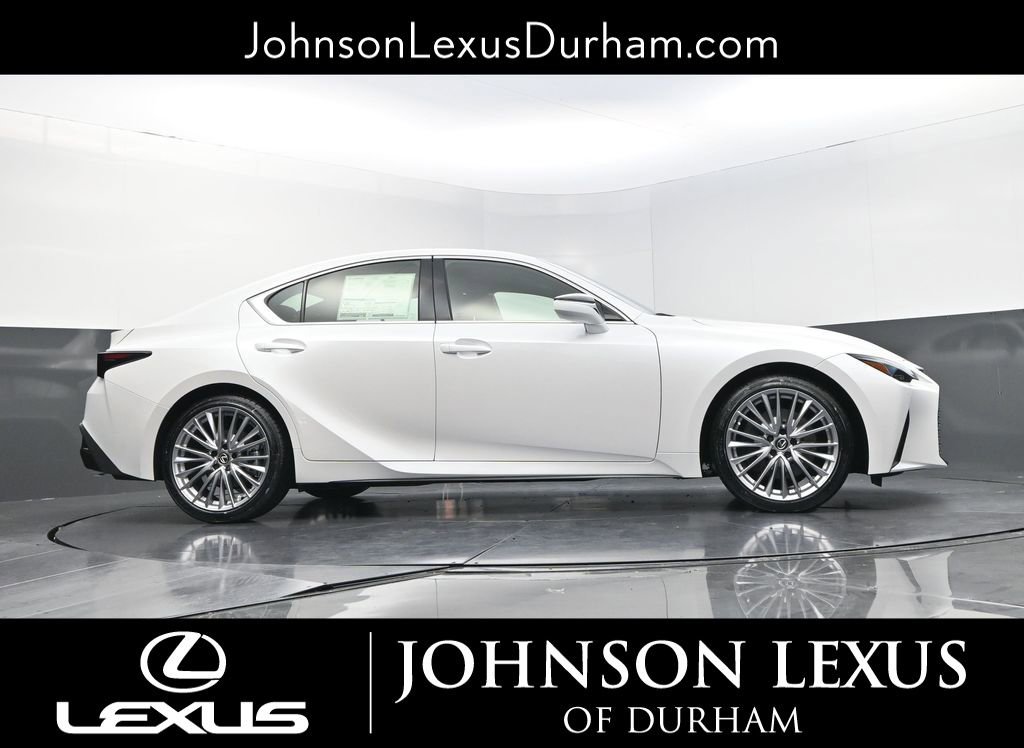 2025 Lexus IS 300 - Photo 20