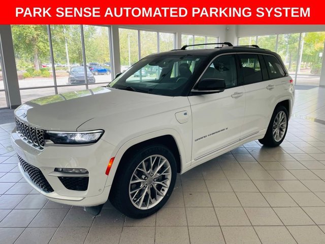 2023 Jeep Cherokee Summit Reserve 4xe photo 3
