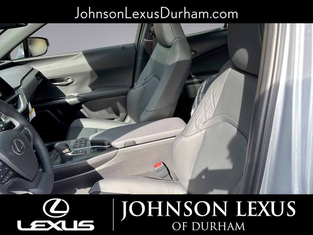2026 Lexus UX Hybrid 300h Premium - Photo 13