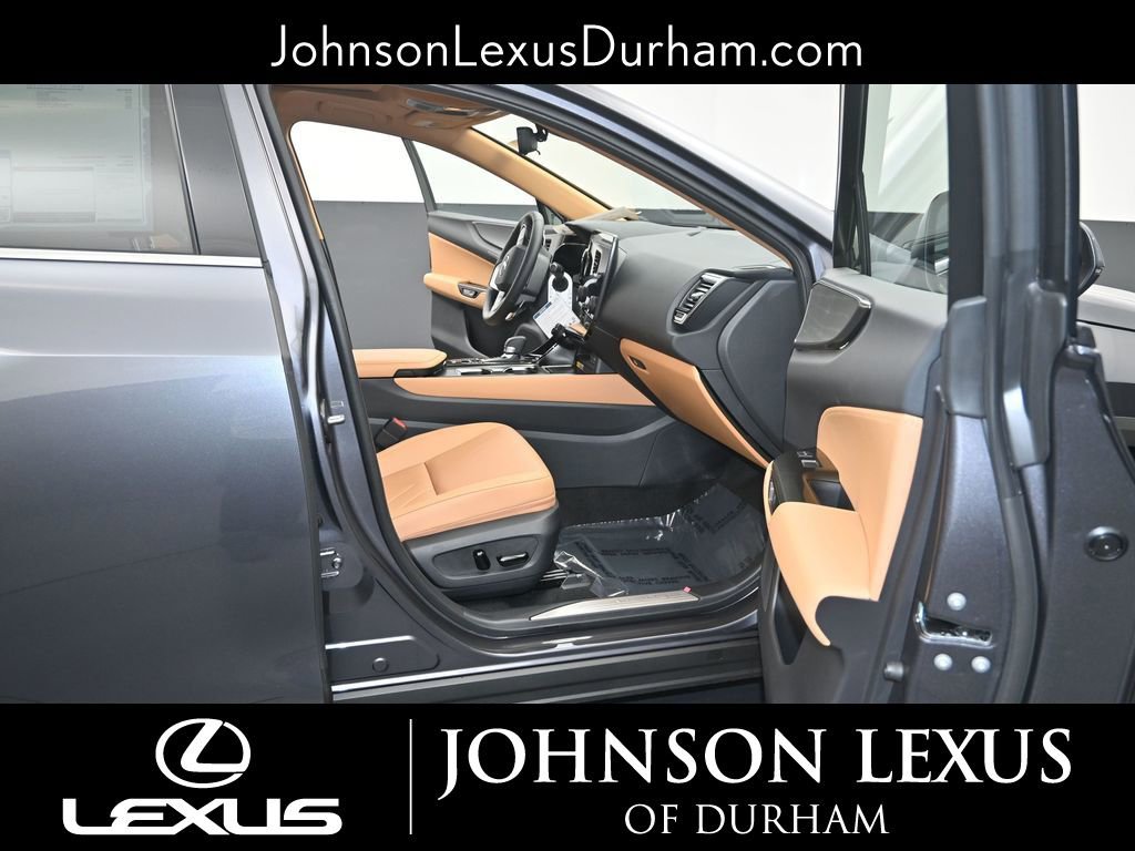 2026 Lexus NX 450h+ Luxury - Photo 12