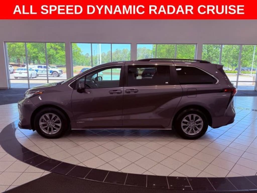 Used 2021 Toyota Sienna LE 8 Passenger Van