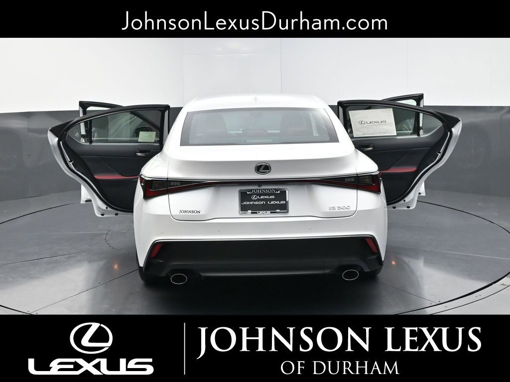 2025 Lexus IS 300 - Photo 34