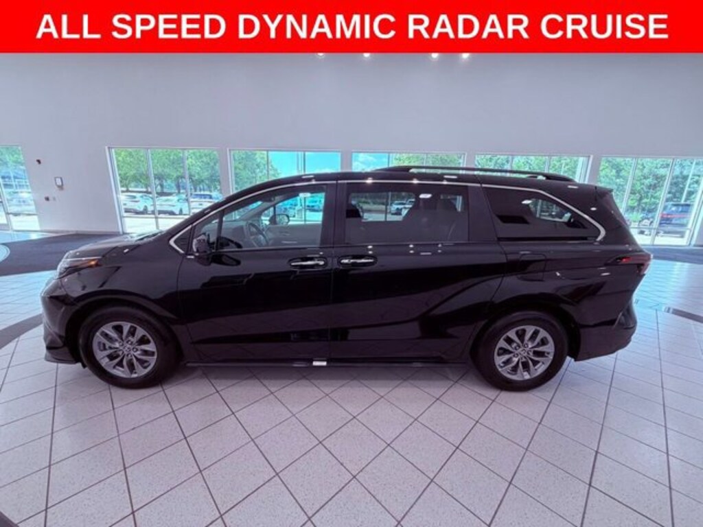 Used 2024 Toyota Sienna XLE 8 Passenger Van Passenger Van