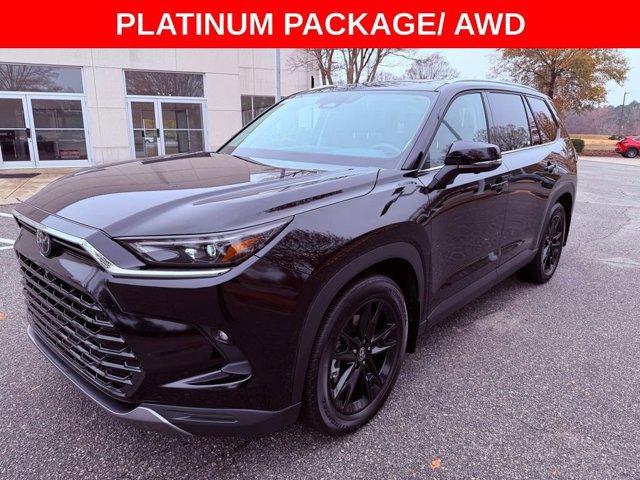 2025 Toyota Grand Highlander Platinum photo 3