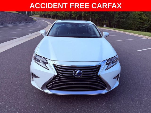 Used 2017 Lexus ES 300h Sedan