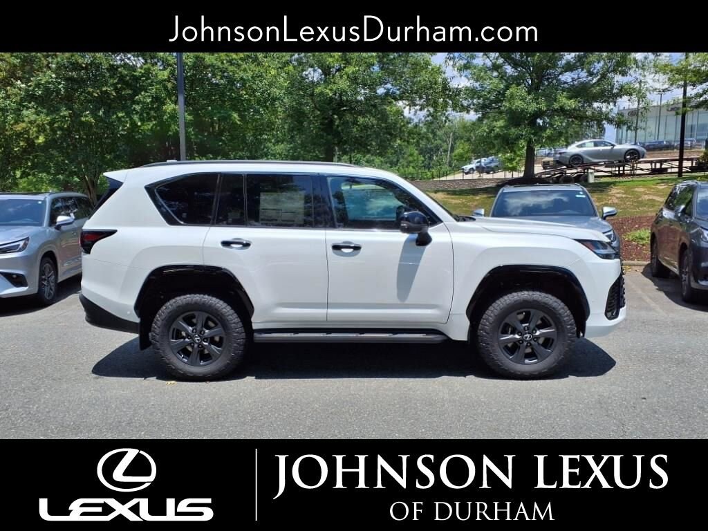 2025 Lexus LX 700h Overtrail