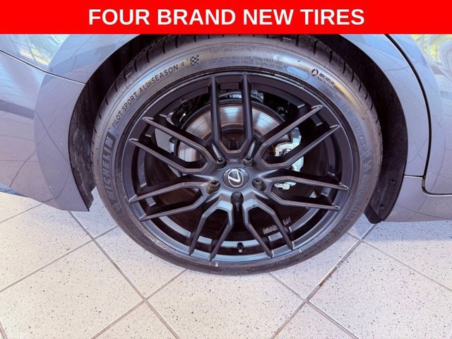 2023 Lexus IS 350 F SPORT photo 4