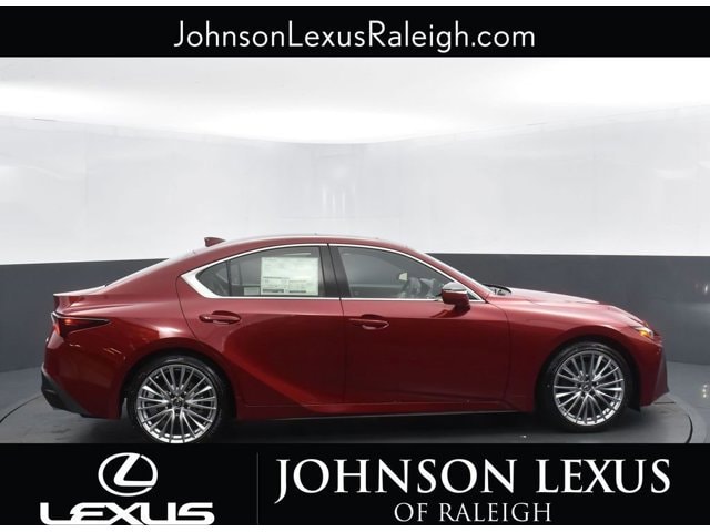 2025 Lexus IS 300 - Photo 6