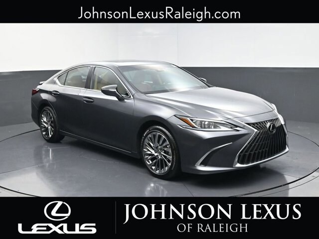 2024 Lexus ES 300h Luxury photo 3