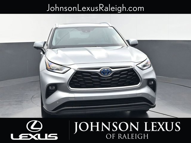 Used 2024 Toyota Highlander Hybrid Limited