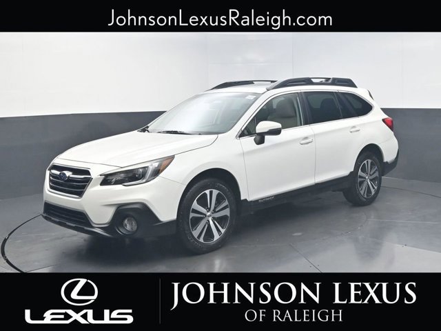 2019 Subaru Outback Limited's photo