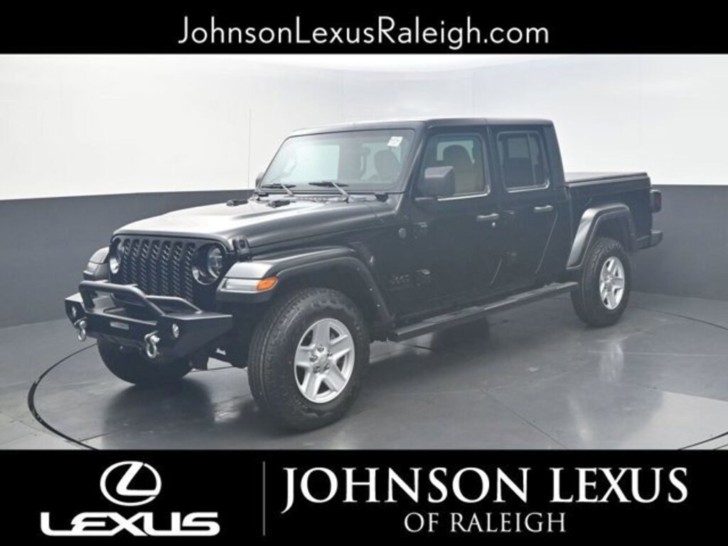 Used 2022 Jeep Gladiator Sport Truck Crew Cab