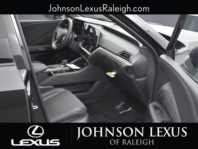 2025 Lexus TX Hybrid