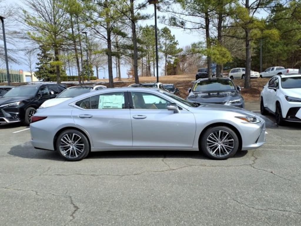 New 2025 Lexus ES 350 4-DOOR SEDAN