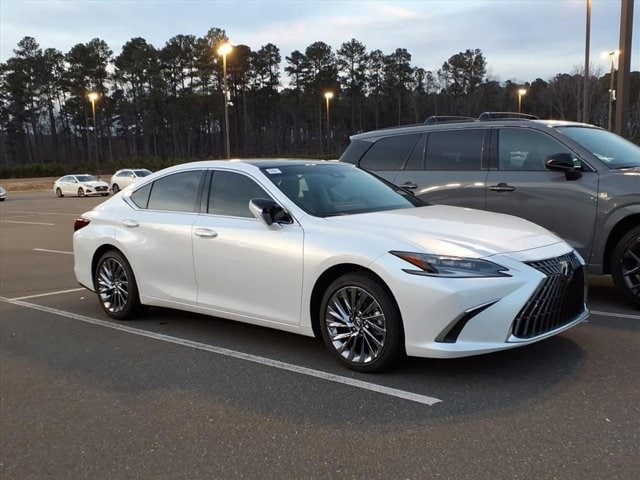 2025 Lexus ES 350 Ultra Luxury's photo