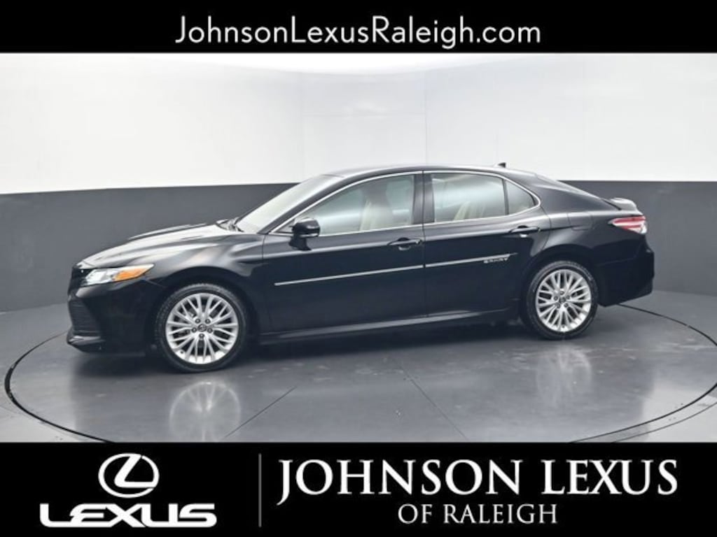 Used 2019 Toyota Camry XLE Sedan