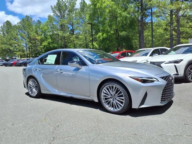 2025 Lexus IS 300's photo