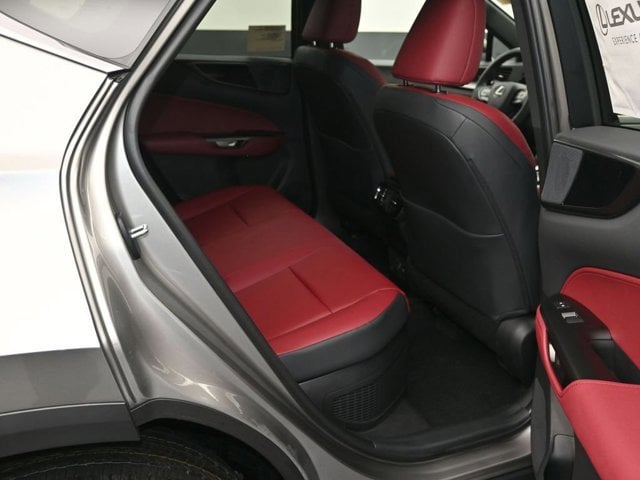 2026 Lexus NX 350h - Photo 10