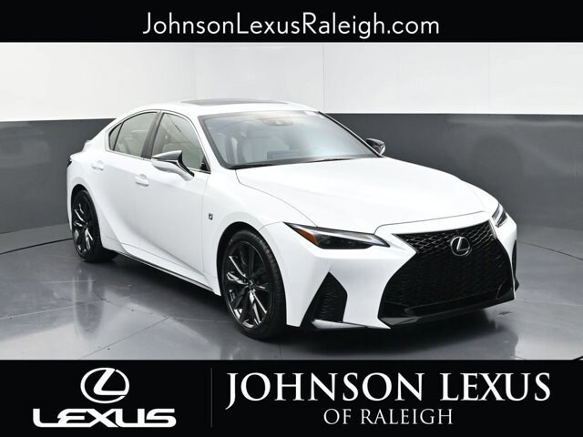 2024 Lexus IS 350 F SPORT photo 3