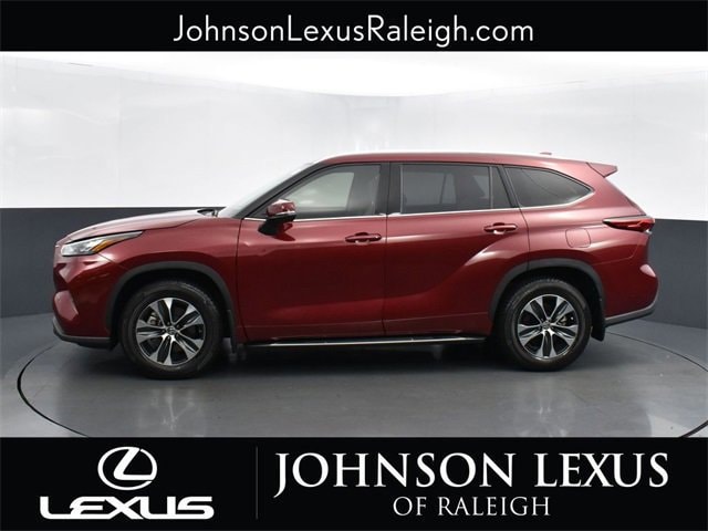 Used 2020 Toyota Highlander XLE with VIN 5TDGZRBH4LS045133 for sale in Raleigh, NC