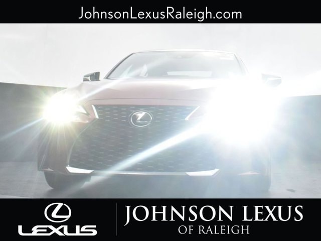 2025 Lexus IS 300 - Photo 16