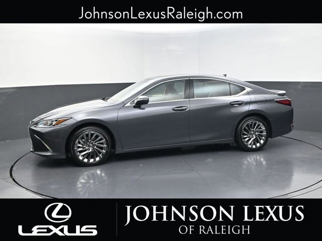 2024 Lexus ES 300h Luxury photo 2
