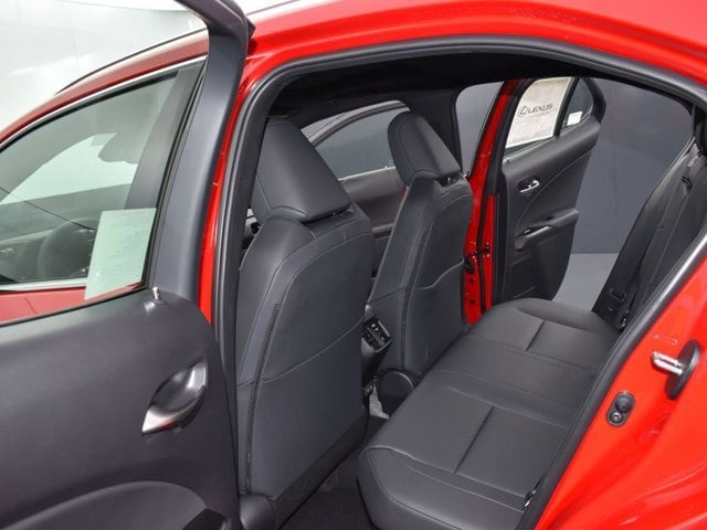 2025 Lexus UX 300h Premium - Photo 12