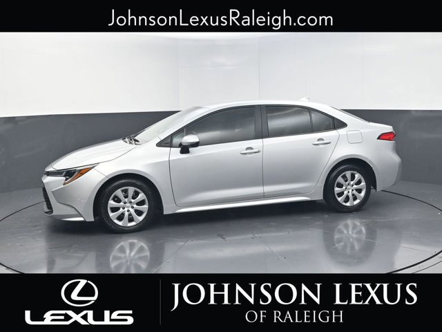 2024 Toyota Corolla LE photo 2