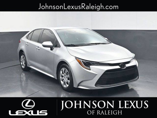 2024 Toyota Corolla LE photo 3