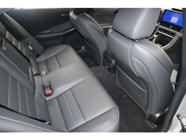 2026 Lexus IS 350 F SPORT - Photo 11