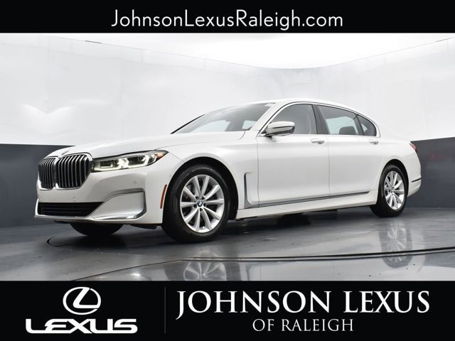 2022 BMW 740i xDrive