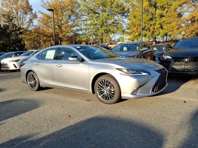 2025 Lexus ES 350's photo