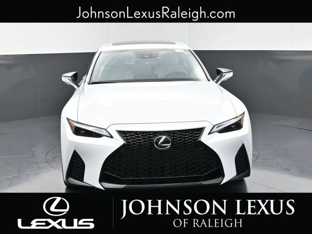 2024 Lexus IS 350 F SPORT photo 4