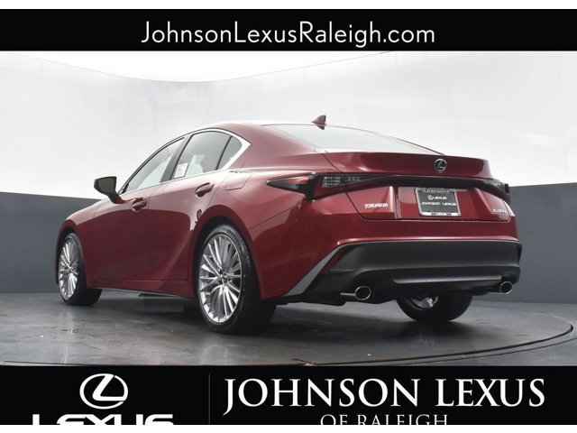 2025 Lexus IS 300 - Photo 16