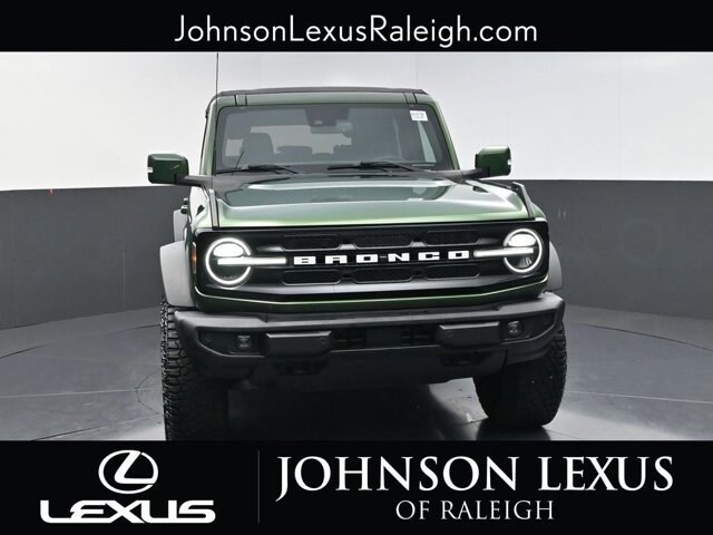 2023 Ford Bronco Outer Banks photo 3