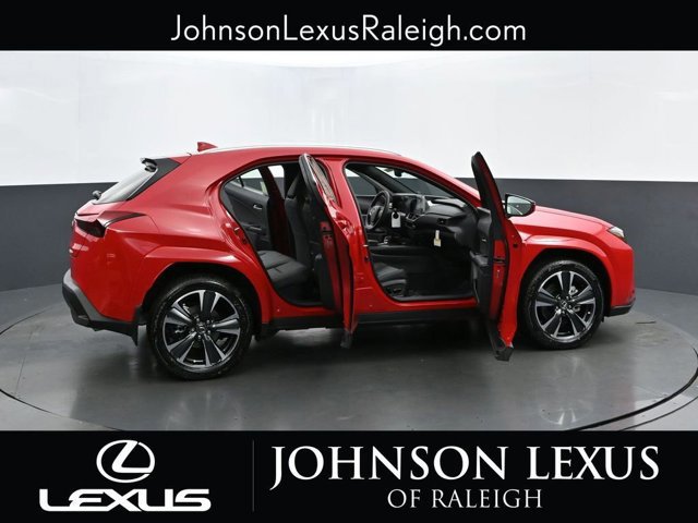 2025 Lexus UX 300h Premium - Photo 32