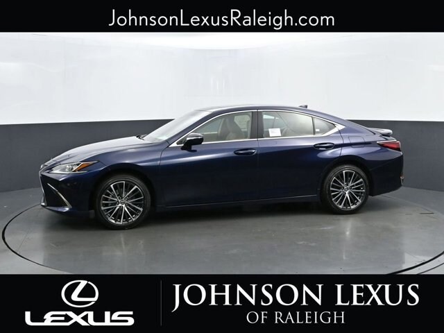 2025 Lexus ES 300h photo 2